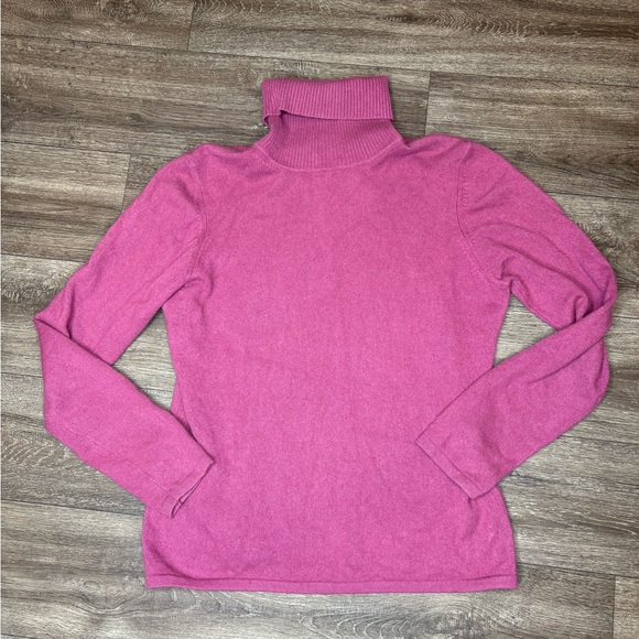 CeCe Sweaters - CeCe 100% Cashmere Sweater Turtleneck Size Large Pink